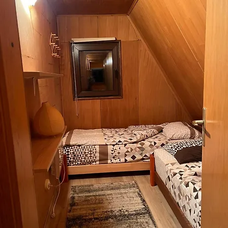 Apartment Vikendica Sipovac